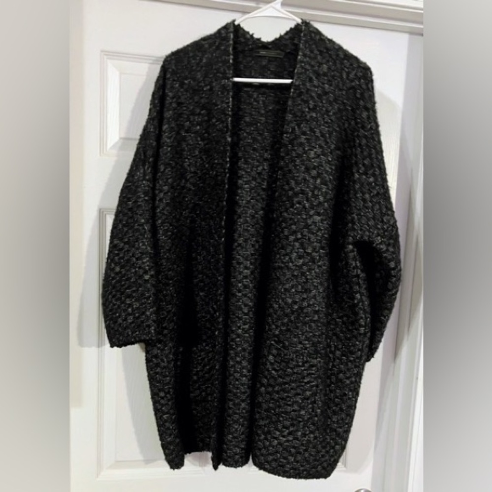 BCBG Maxazria Black and Gray Knit 3/4 Sleeve Oversized Open Cardigan